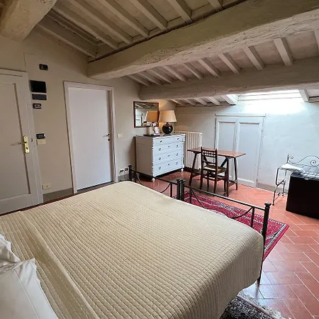 Piccolo Bed and Breakfast 4*